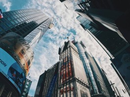 善缘家园的社区环境如何？购房者应如何选择宜居的社区？