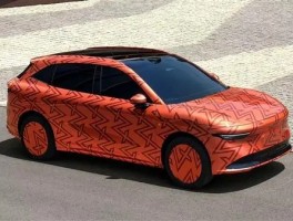 极氪高管解释极氪7X命名：X代表SUV 7代表级别定位